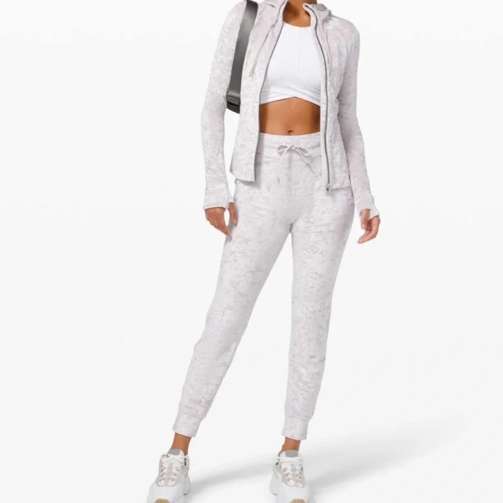 Lululemon Special Edition Ready To Crush Jogger in Chrome